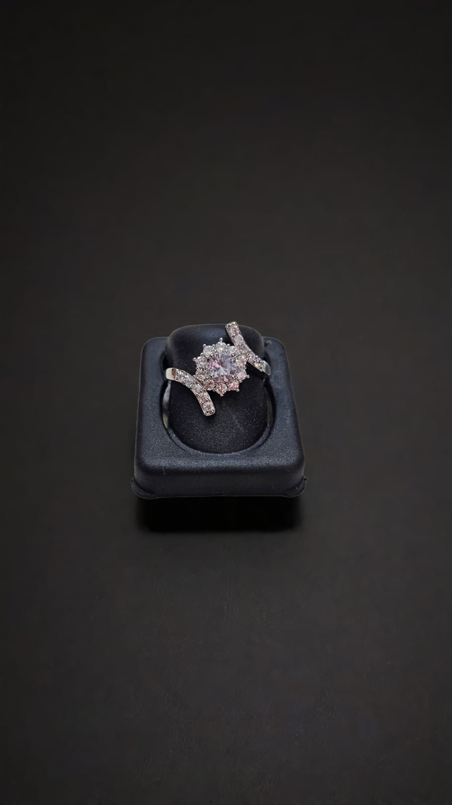 AD RING