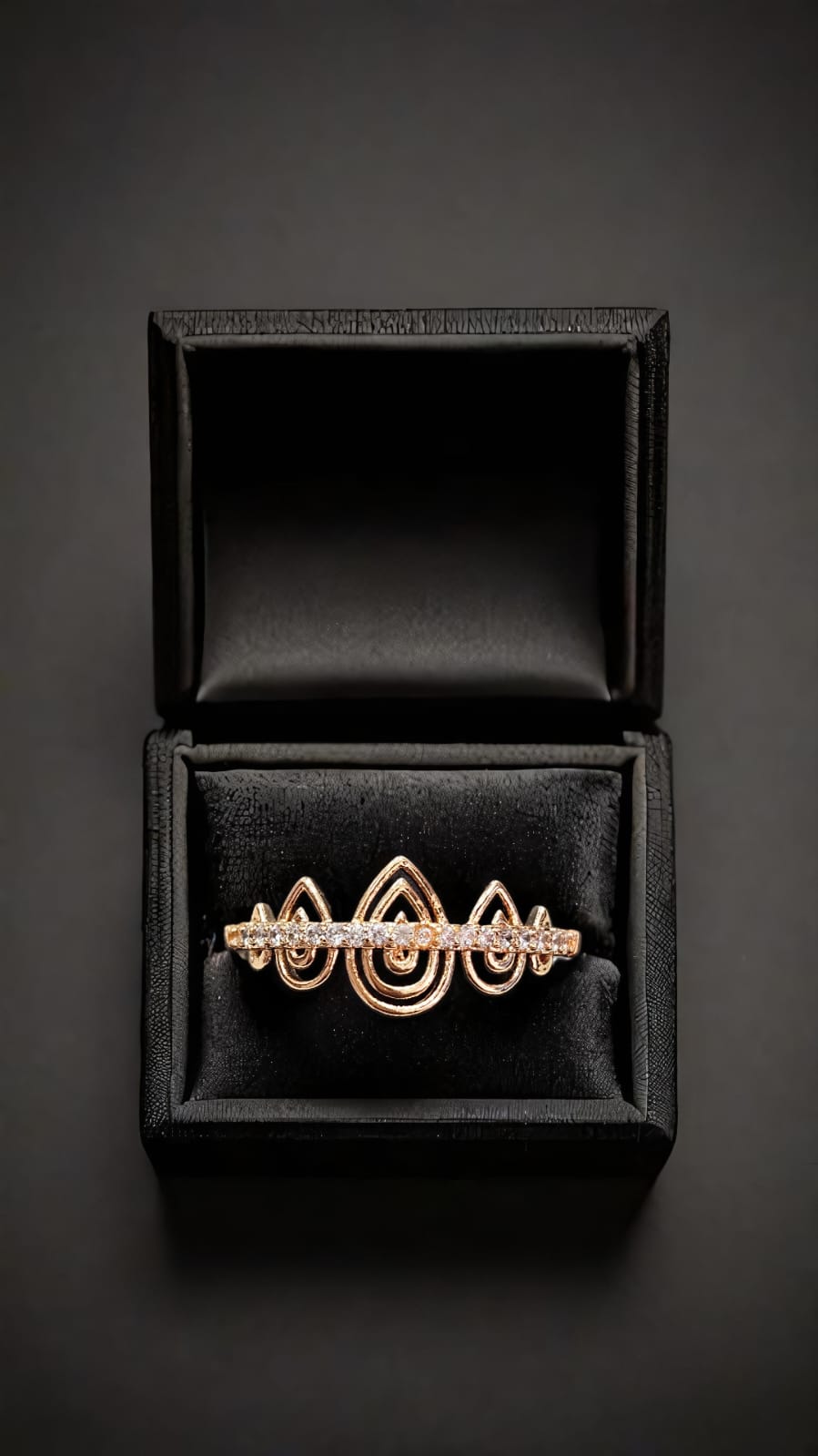 AD RING