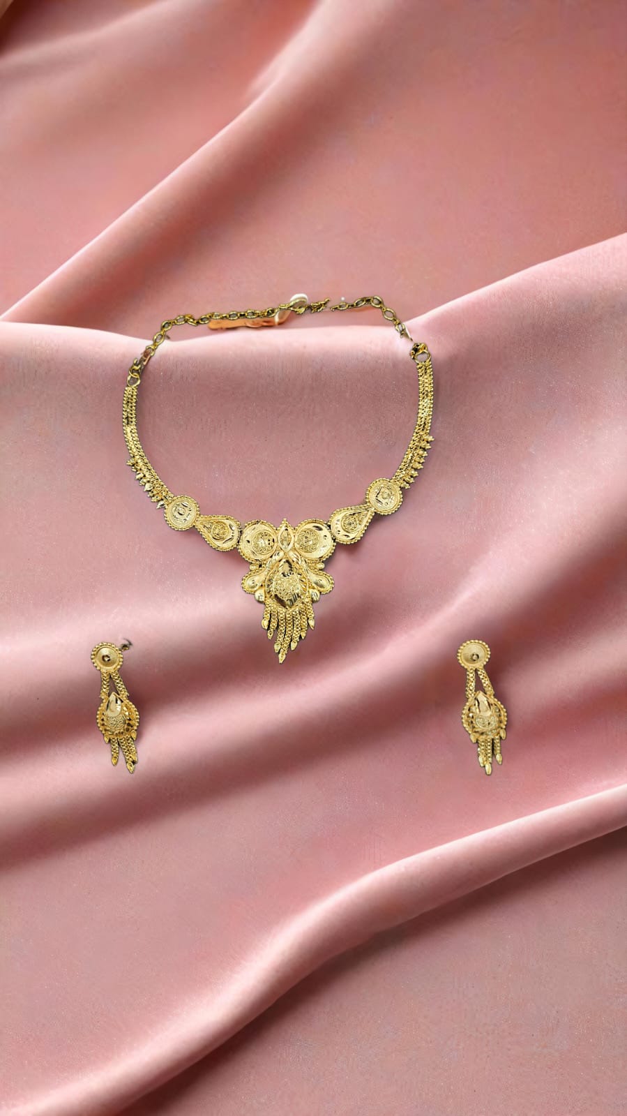 NECKLACE SET WITH EARRING 
