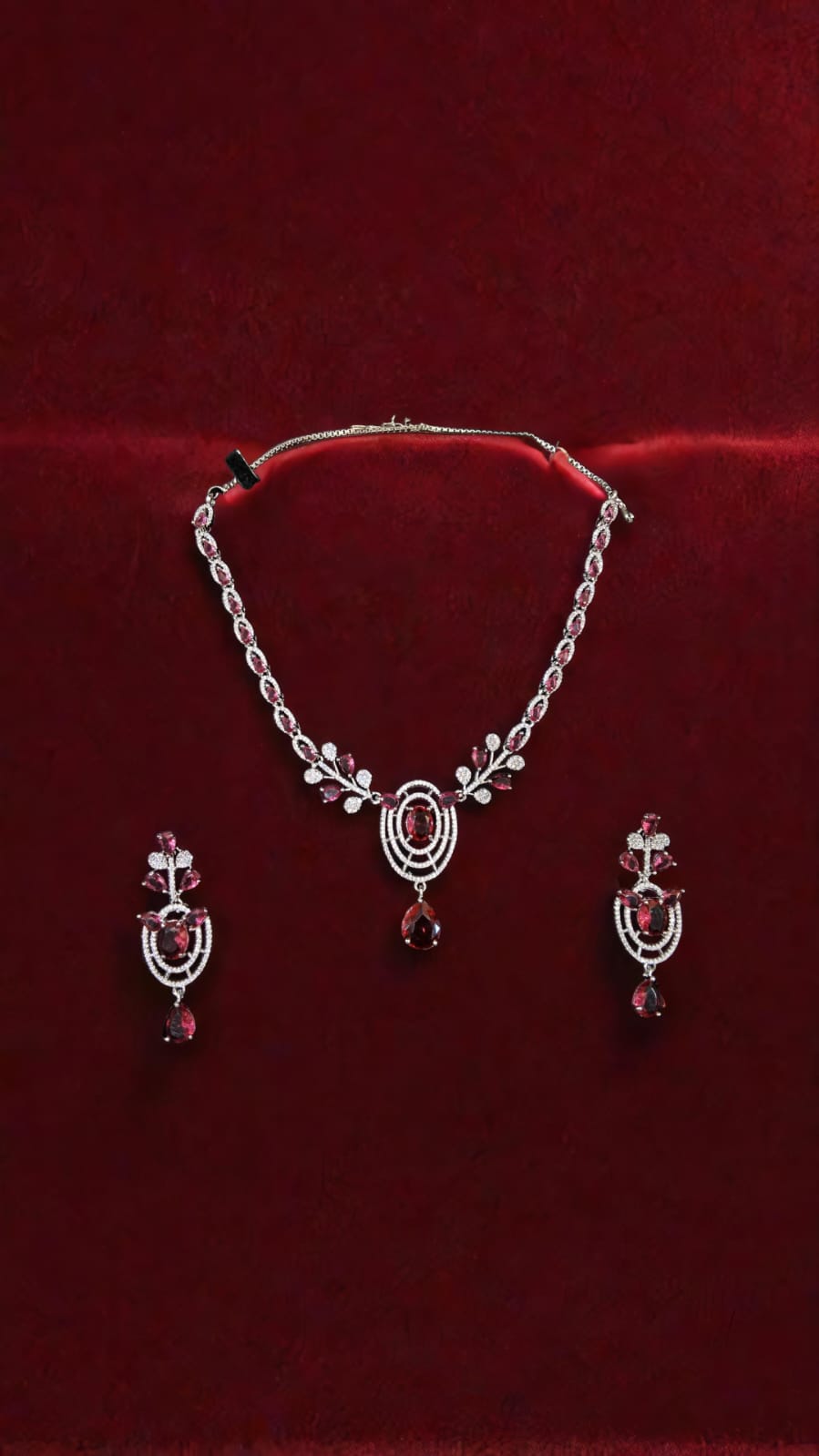 AD NECKLACE SET
