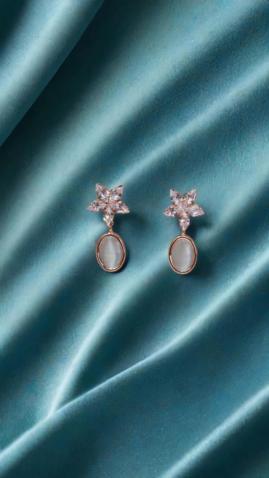 AD DROP EARRINGS 