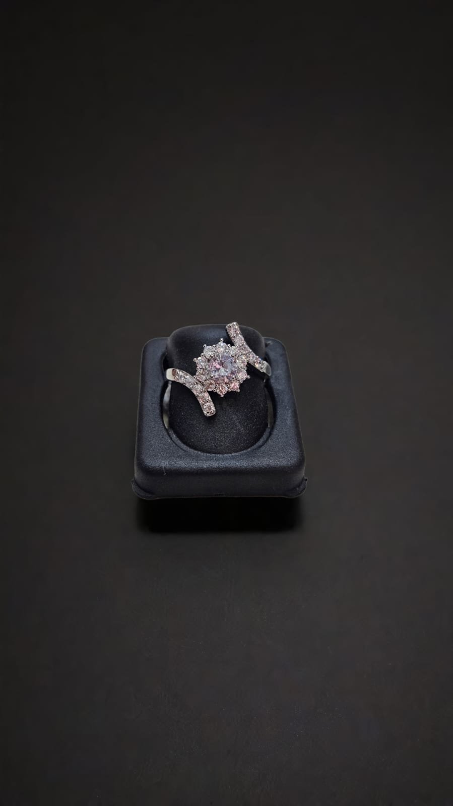 AD RING