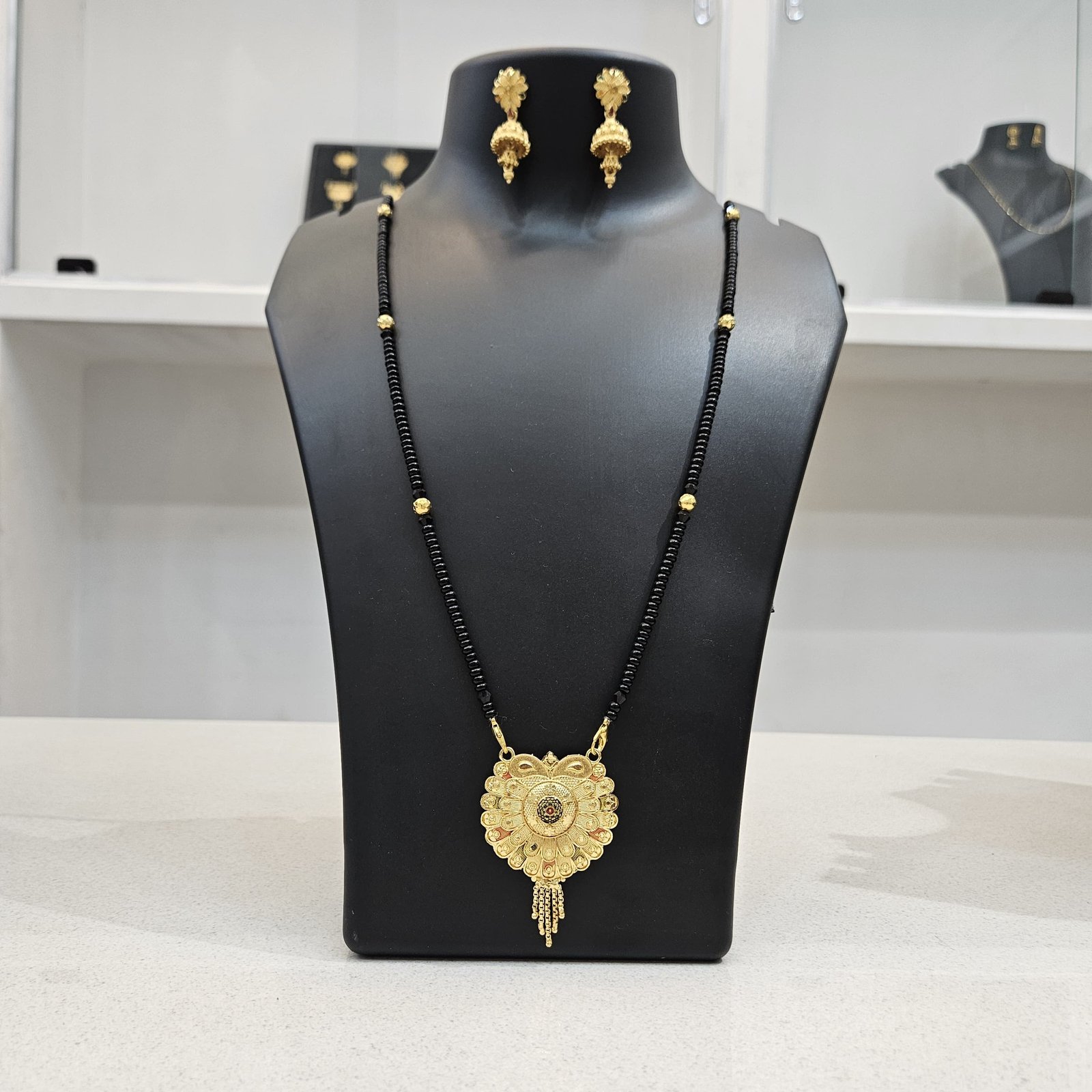 MANGALSUTRA