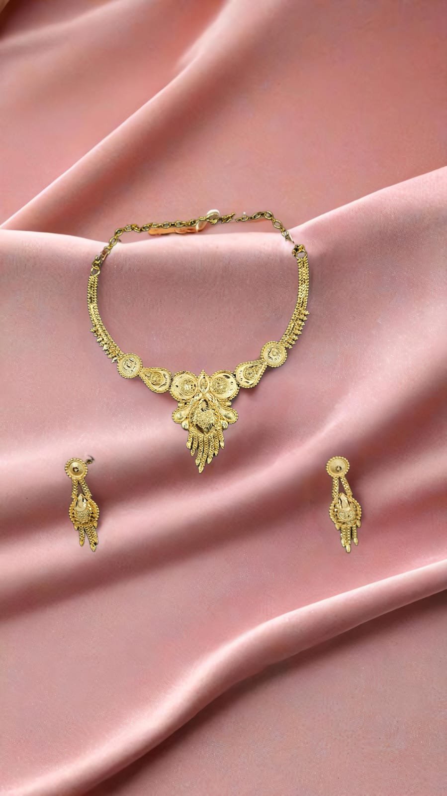 NECKLACE SET WITH EARRING 