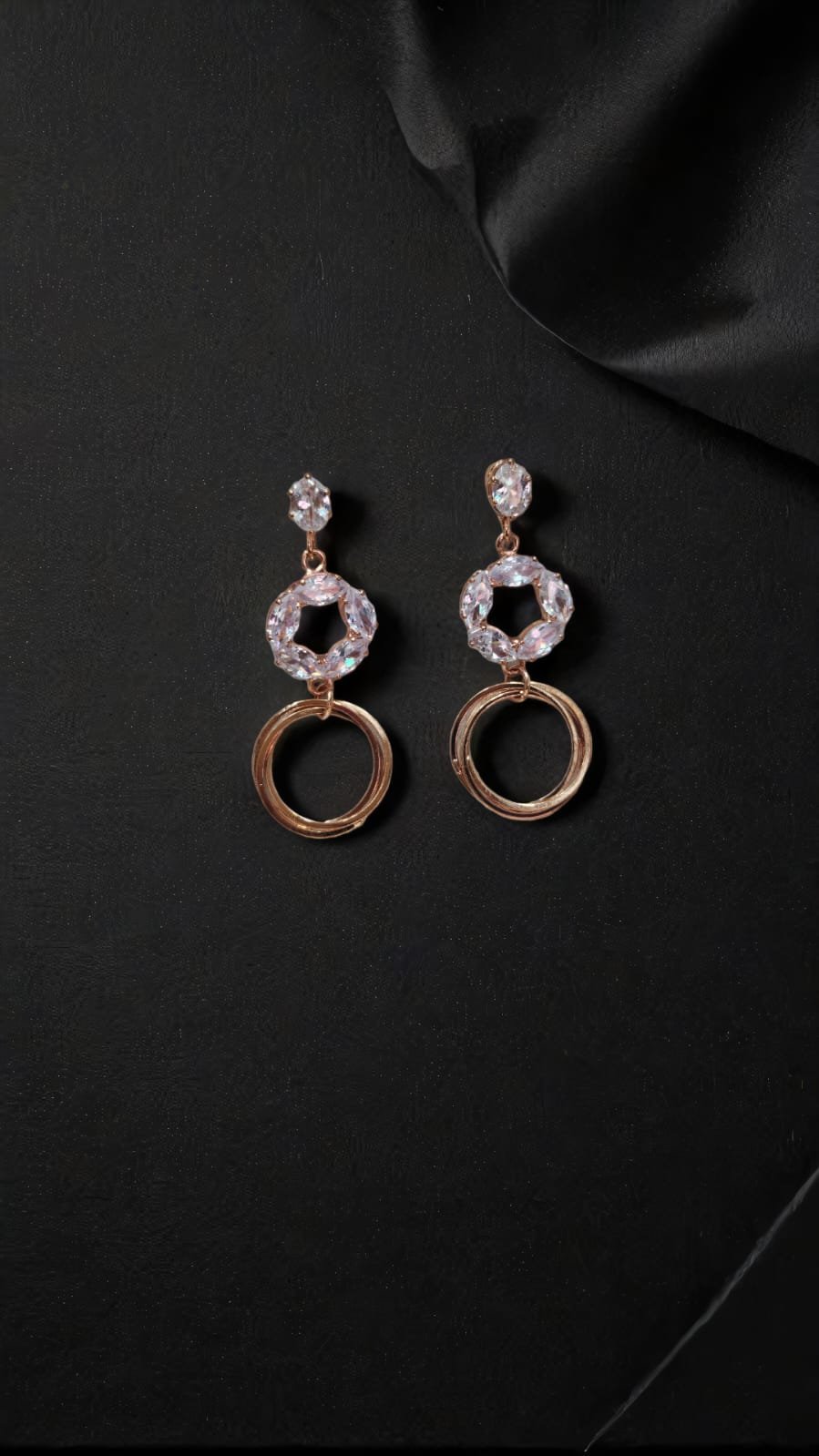 AD DROP EARRINGS 